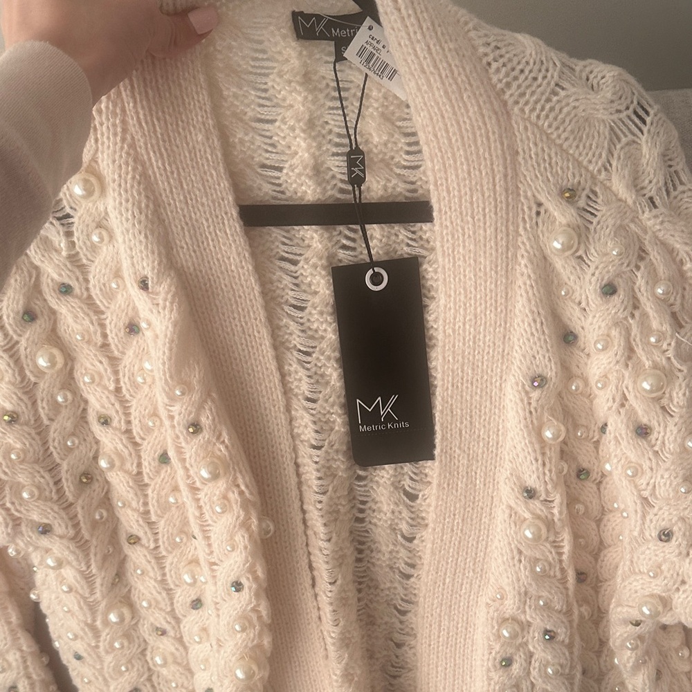 Metric Knits WITH TAG (Never Worn!) Elegant Cream Cardigan with Pearl Accents